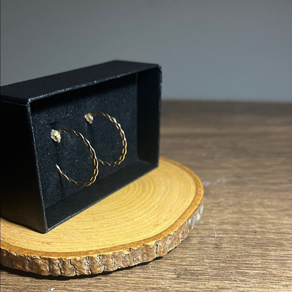 Gold Earring Hoops